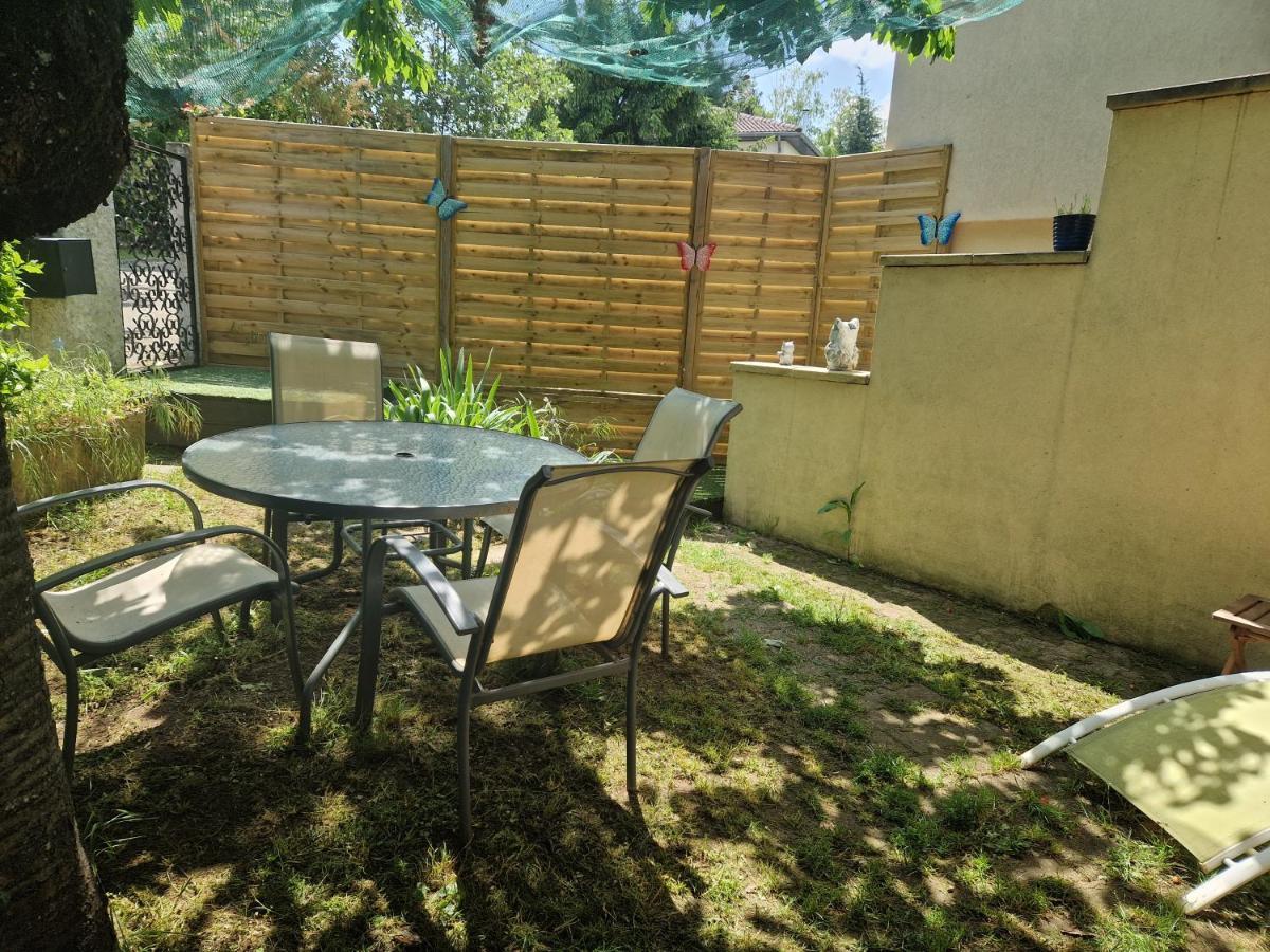 Appartement Independant Dans Maison Avec Jardinet, Au Calme Sérézin-du-Rhône Εξωτερικό φωτογραφία